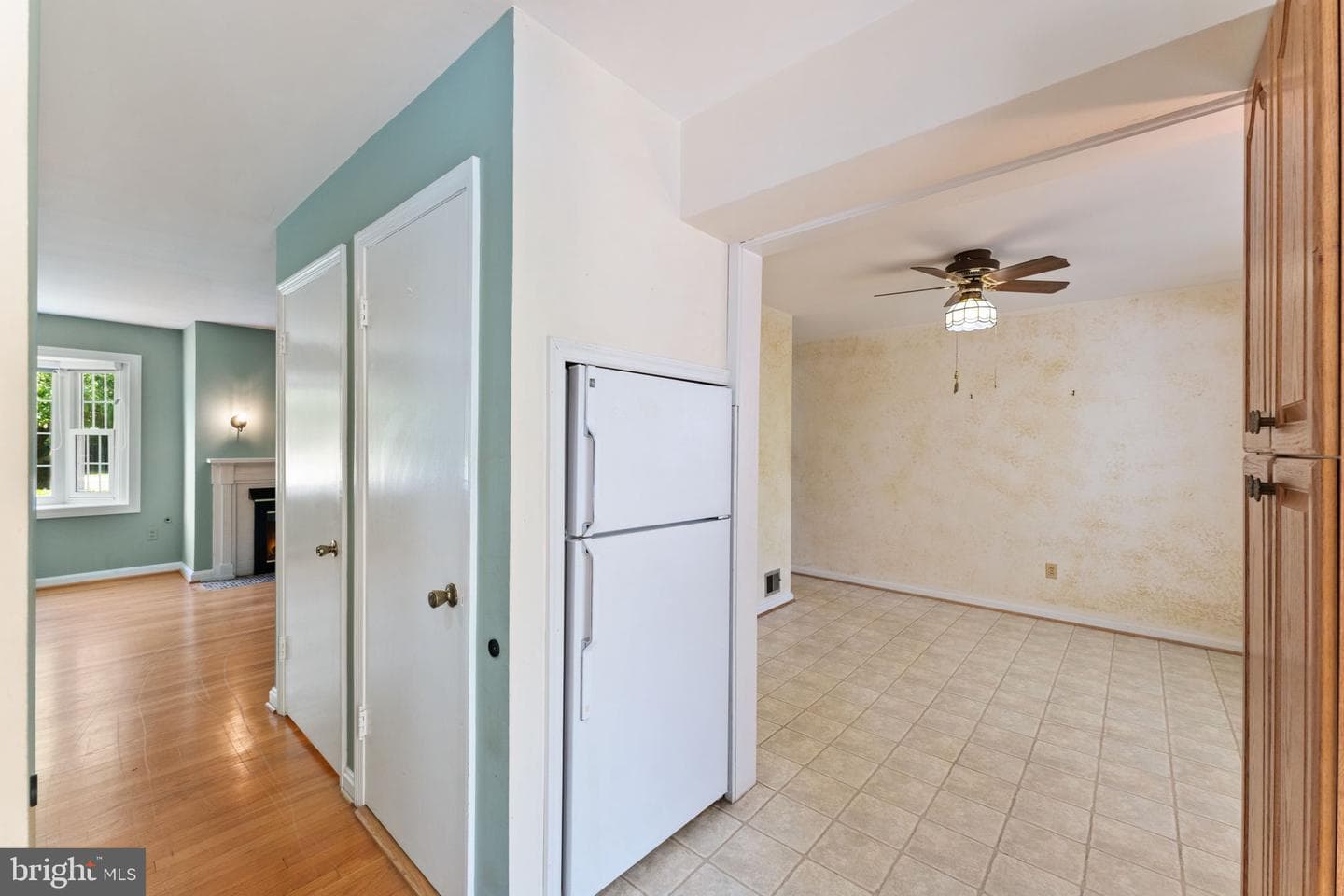 826 Van Buren Street photo 12