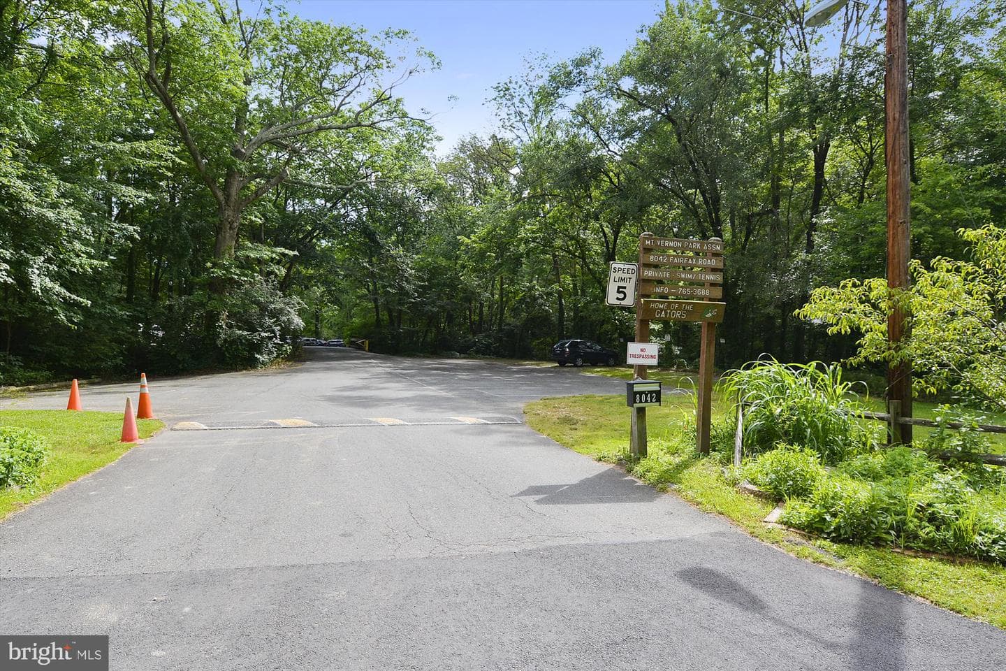 1404 Oakbrooke Avenue photo 39