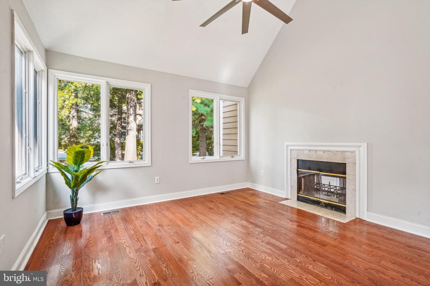 11204 Crossbeam Court photo 4