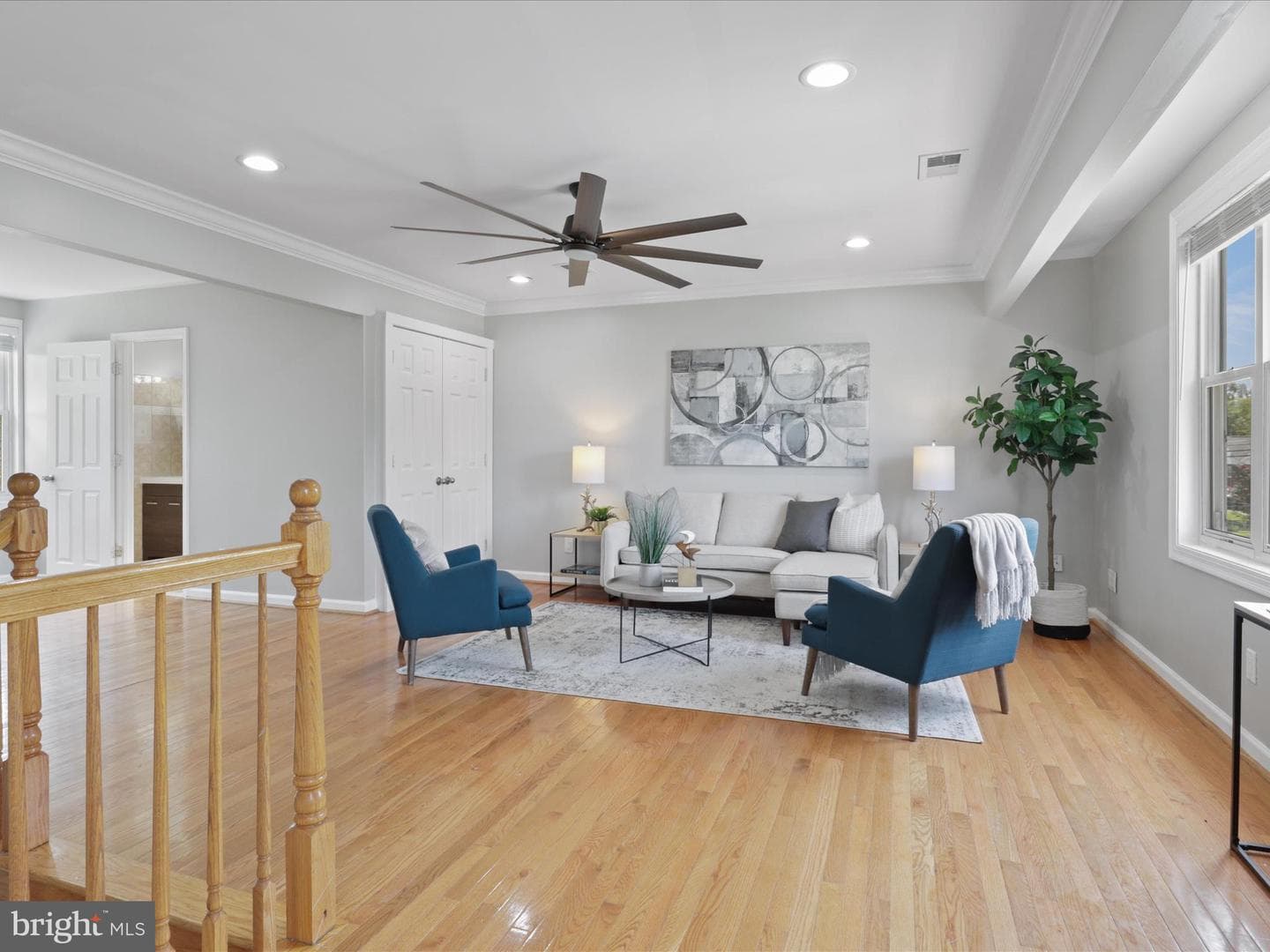 6019 Frederick Street photo 32