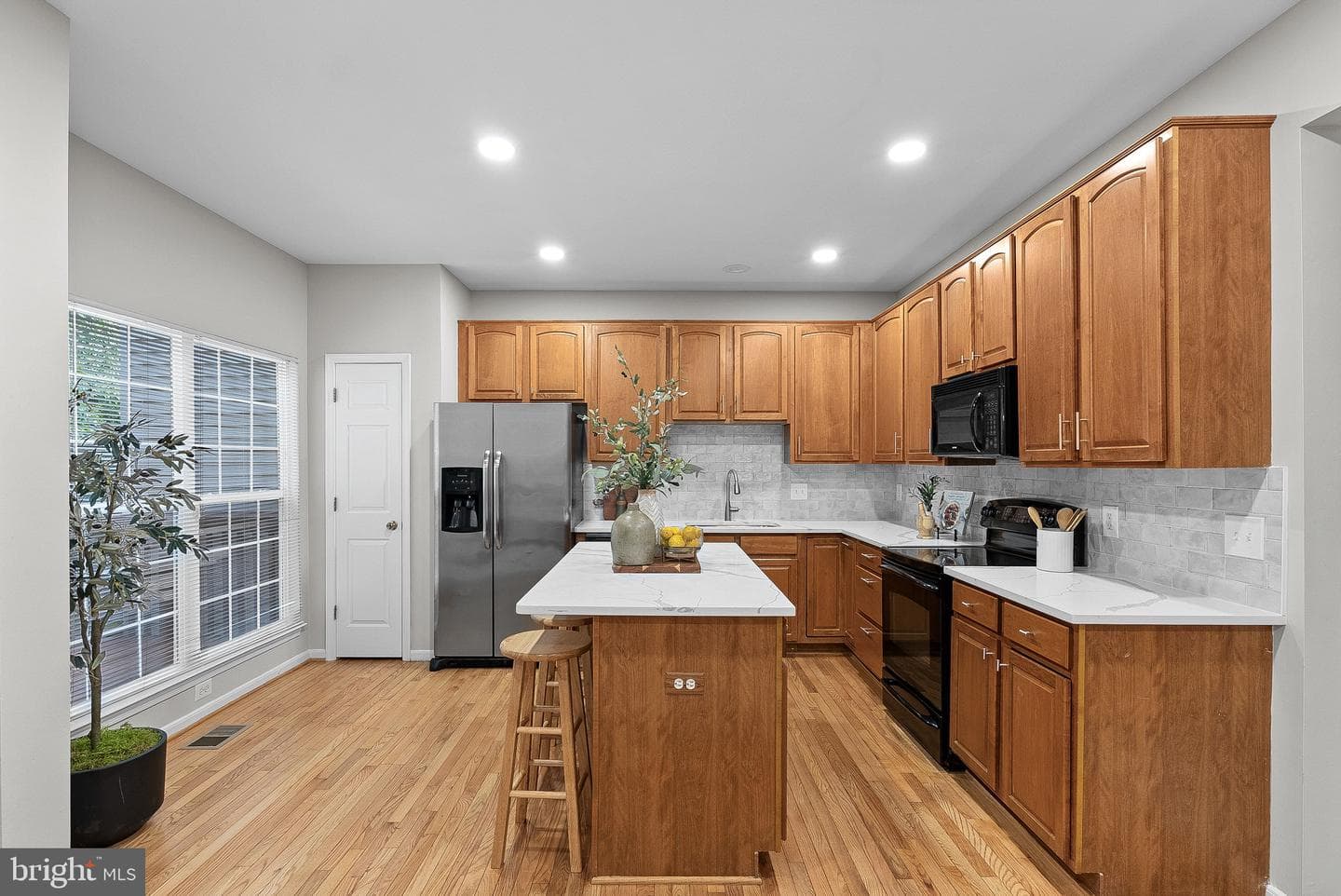6591 McKenna Way photo 13
