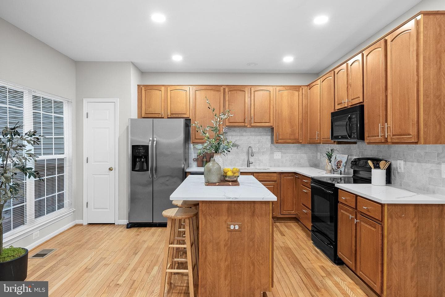 6591 McKenna Way photo 14
