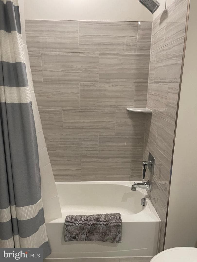 1761 Old Meadow Road #404 photo 24