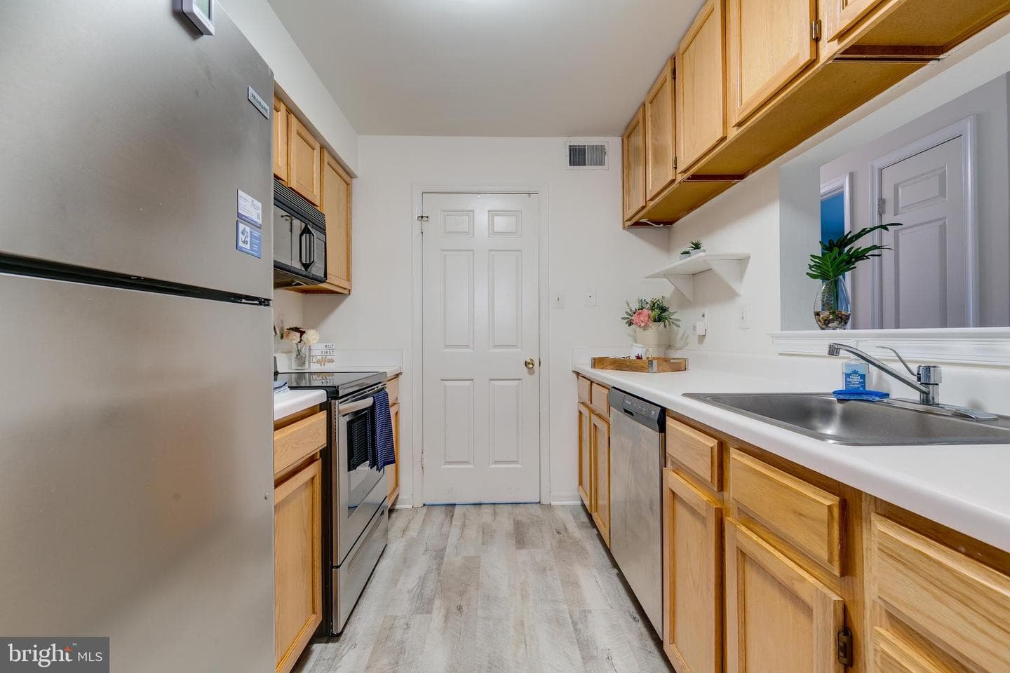 5708 Olde Mill Court #121 photo 19