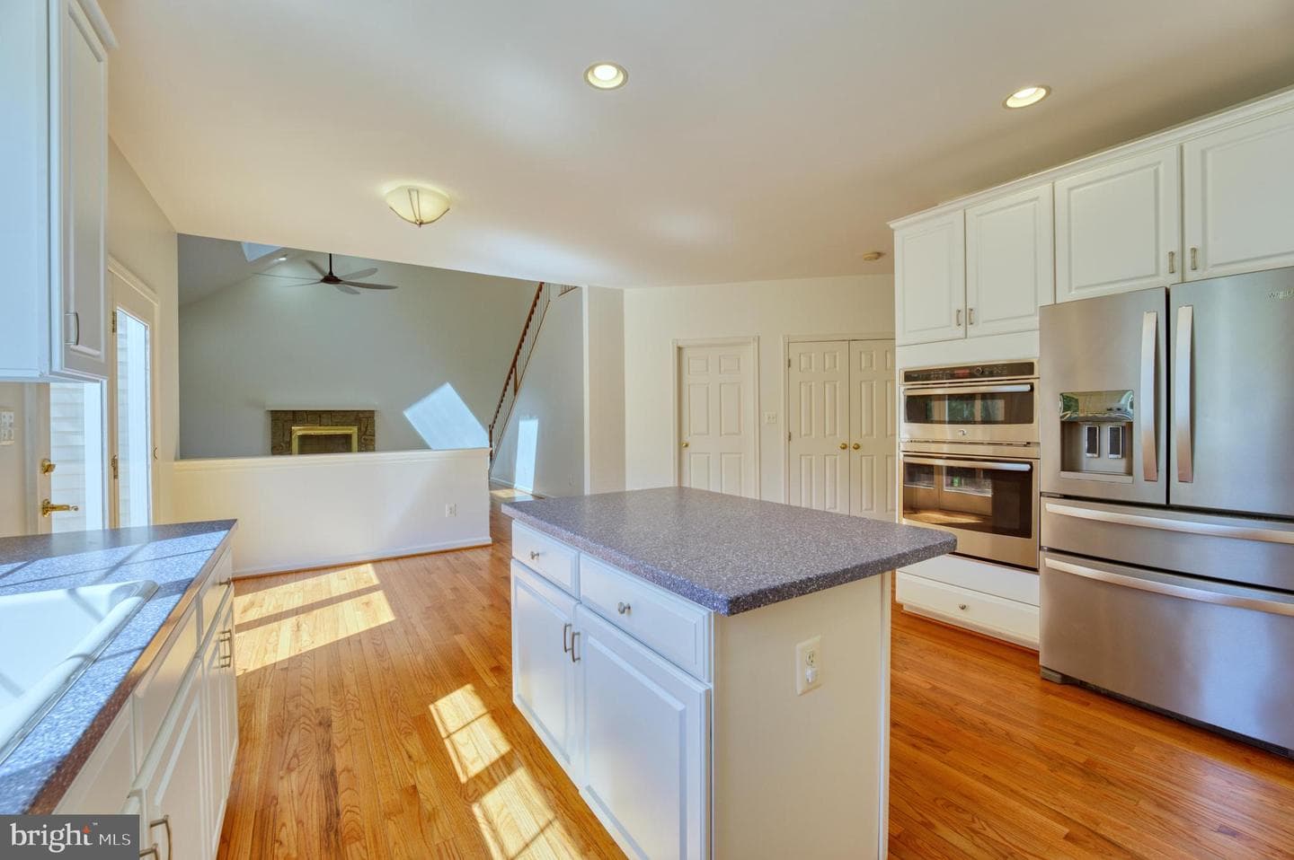 10875 Hunter Gate Way photo 17