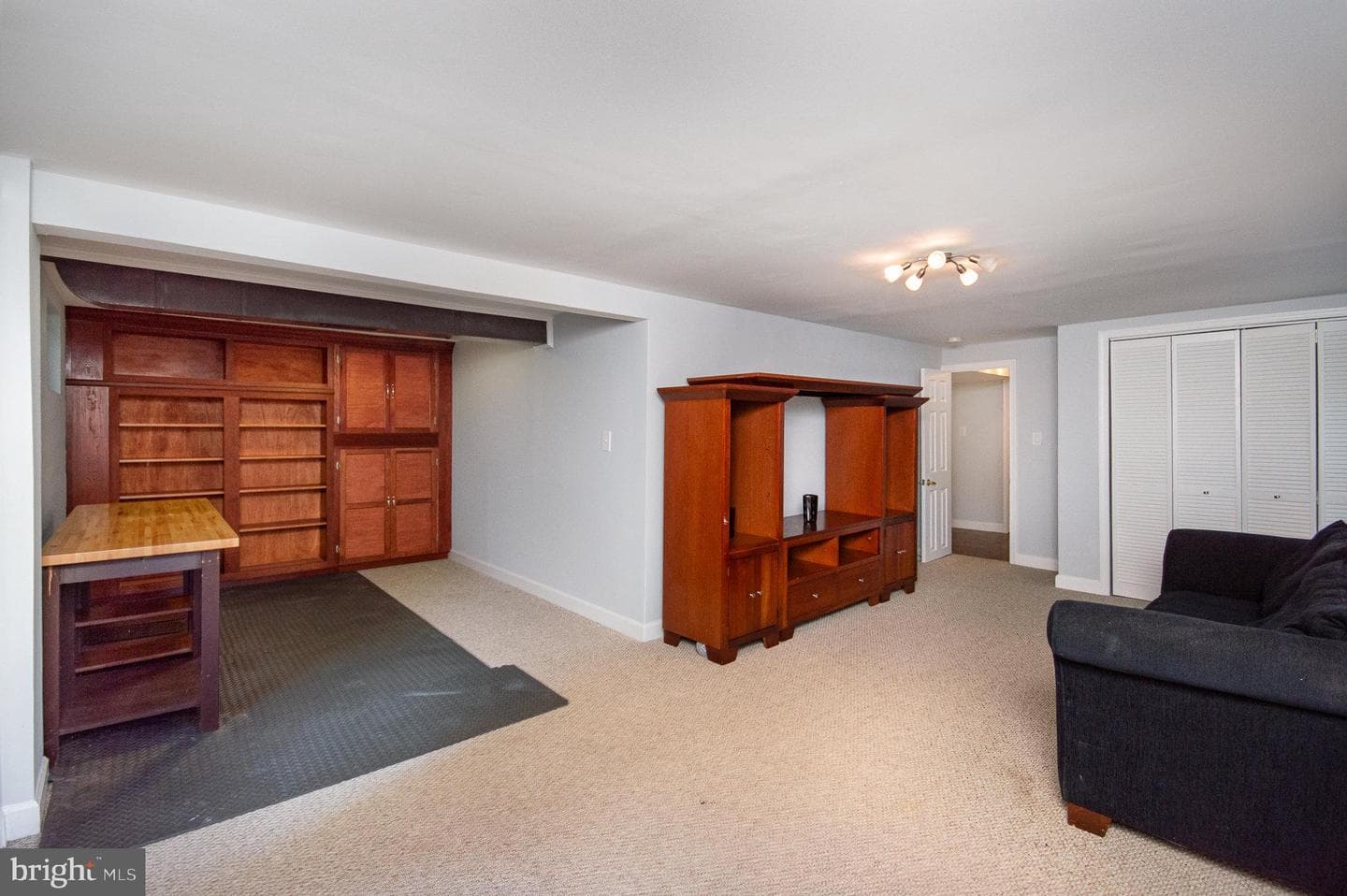 9718 Commonwealth Boulevard photo 31