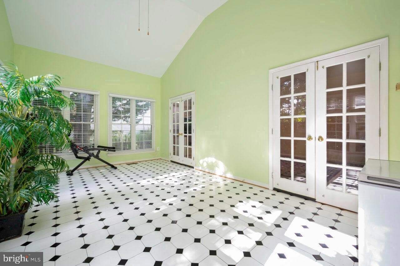 6805 Silver Ann Drive photo 31