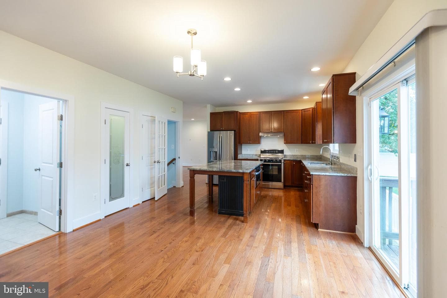 4904 Apple Tree Drive photo 14