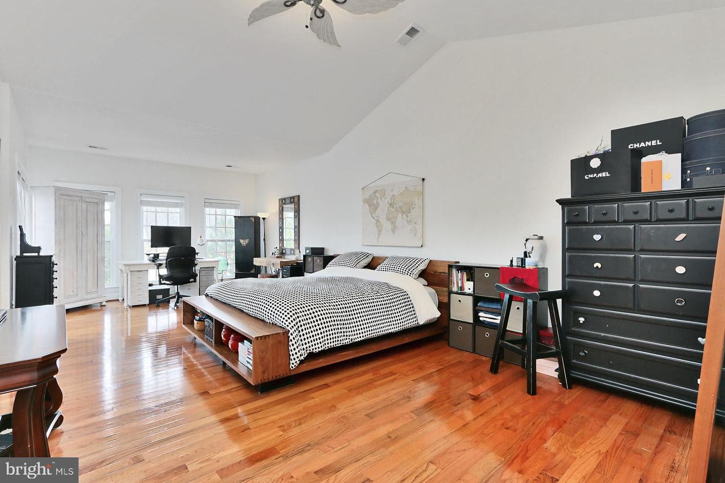 4353 Patriot Park Court photo 12
