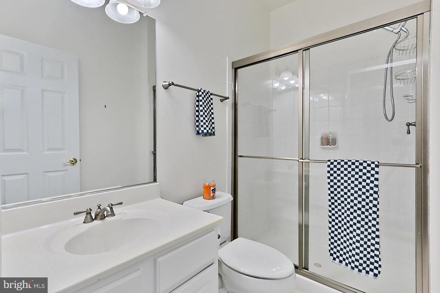 4353 Patriot Park Court photo 22