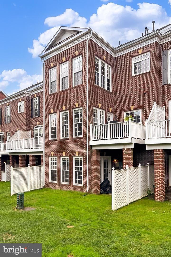 4353 Patriot Park Court photo 23