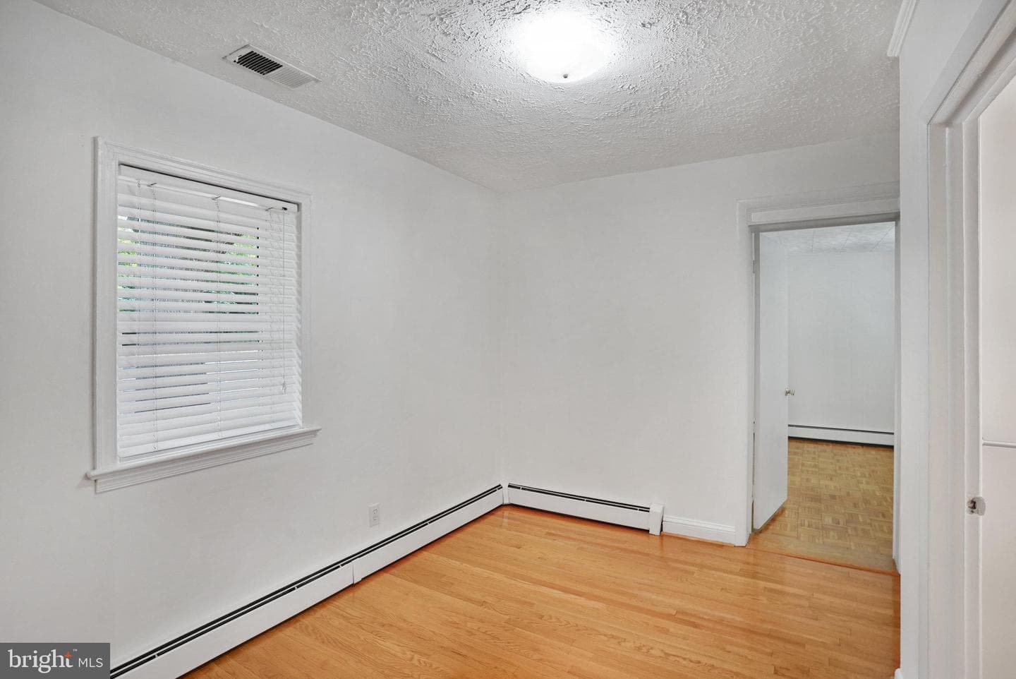 13826 Eames Avenue photo 14