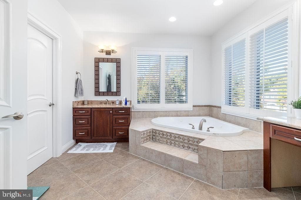 1015 Shipman Lane photo 27