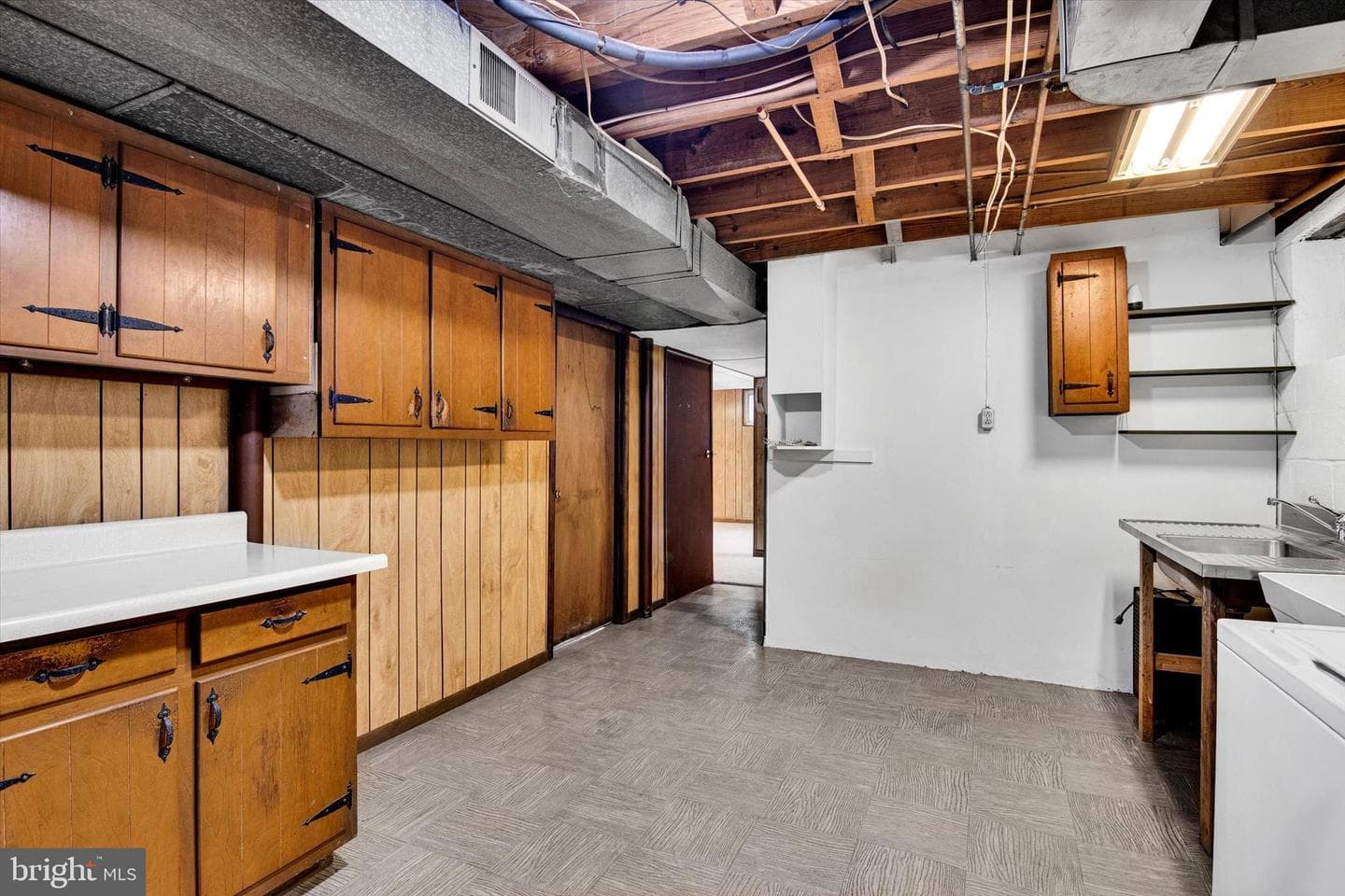 8517 Parliament Drive photo 36