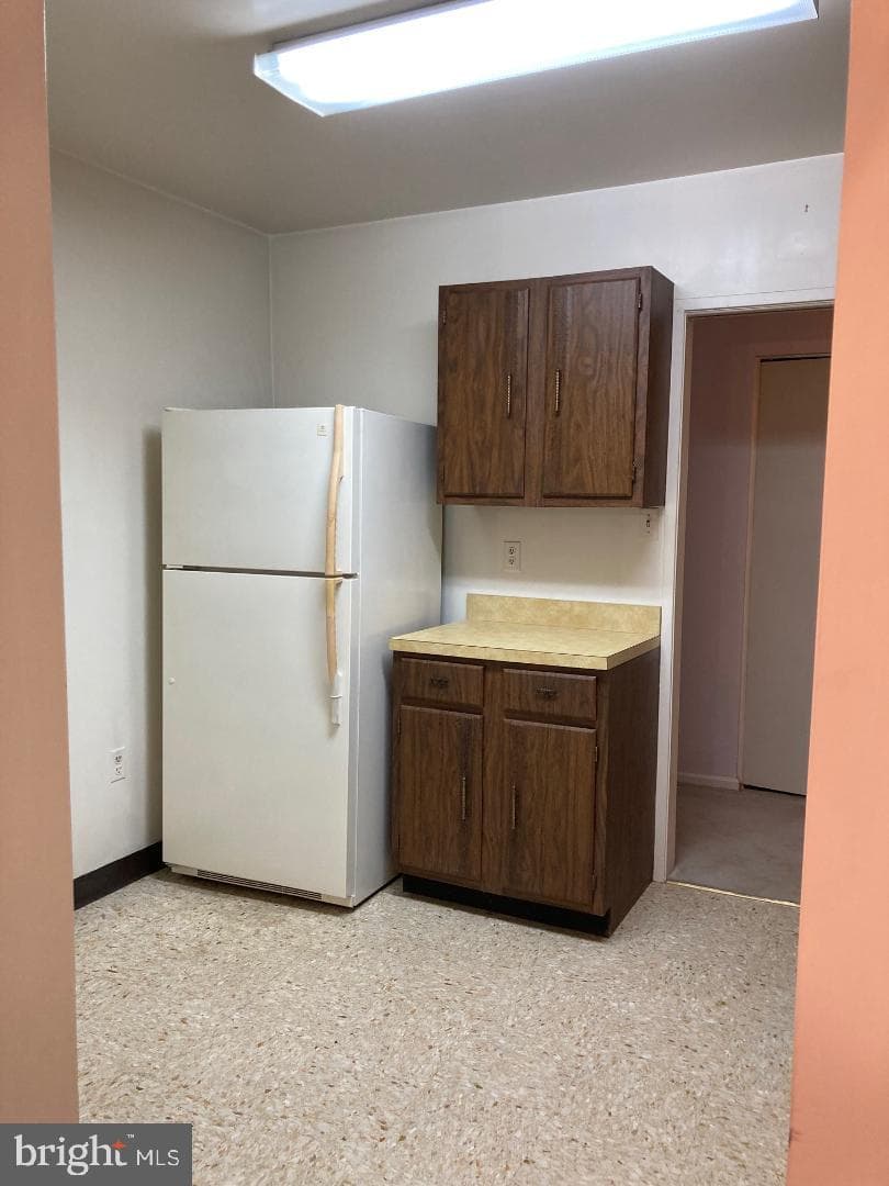 9708 Kingsbridge Drive #303 photo 6