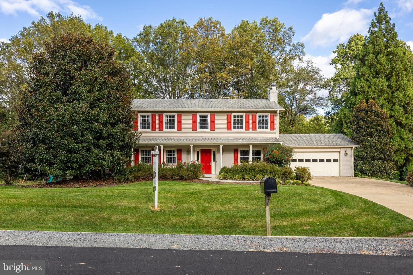 3239 Betsy Lane photo 2