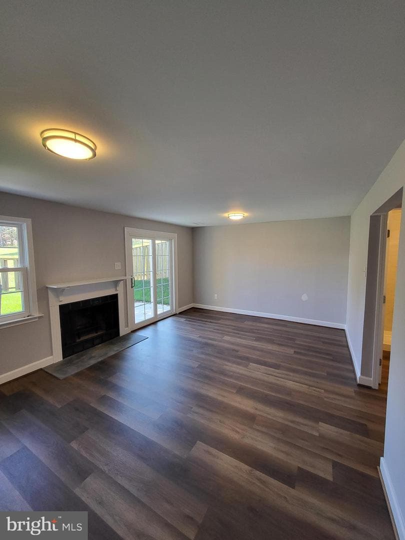 7349 Crestleigh Circle photo 11