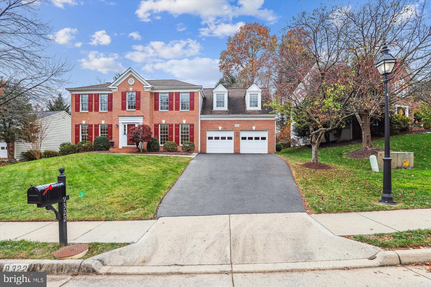 9322 Braymore Circle photo 2