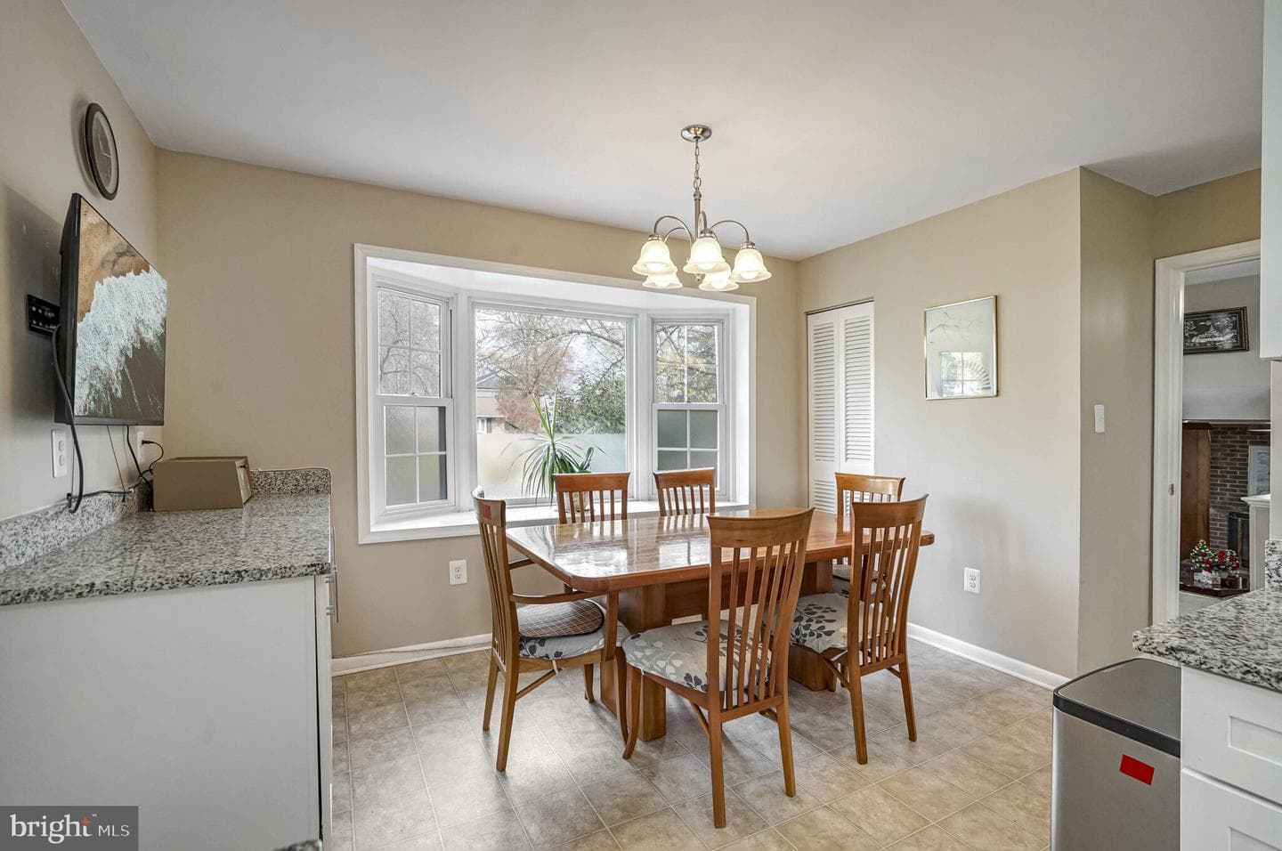 8303 Lee Lane photo 8