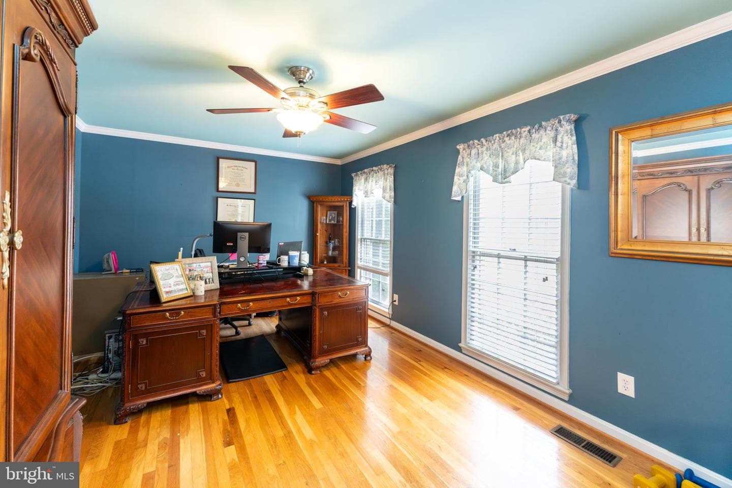 9723 Counsellor Drive photo 4