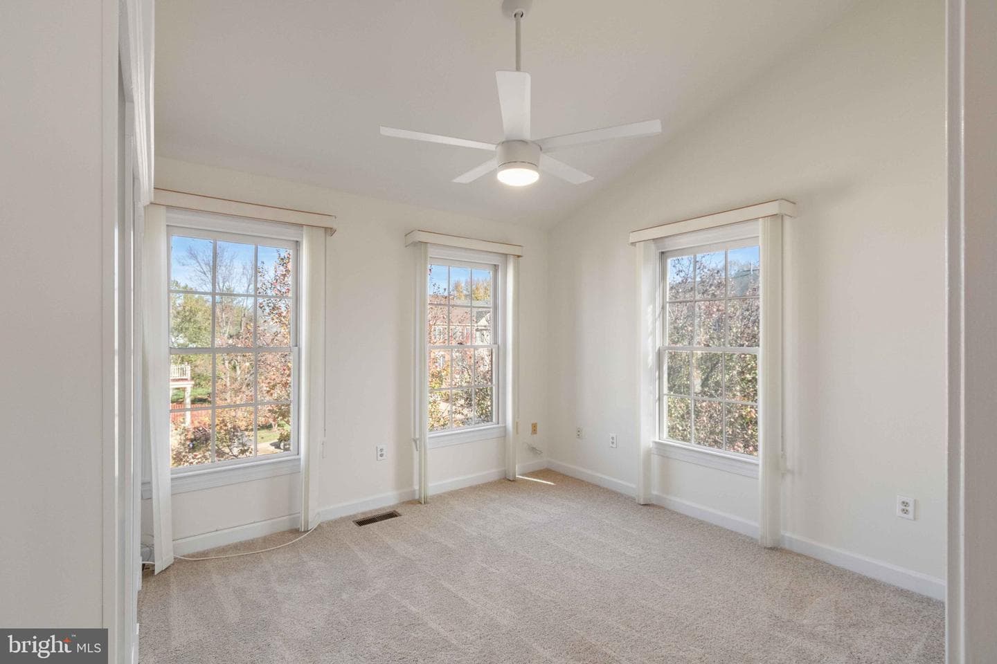 6217 Clara Edward Terrace photo 34