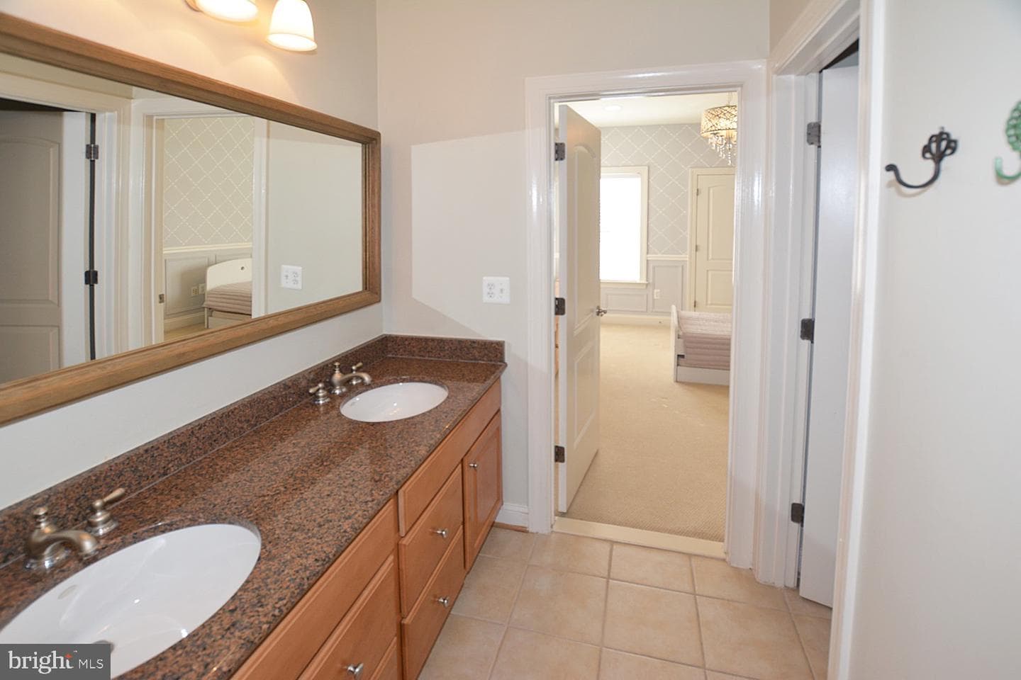 10341 Southam Lane photo 29