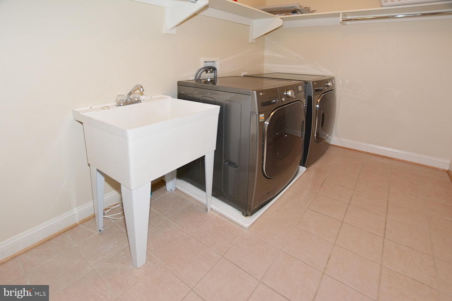 10341 Southam Lane photo 33
