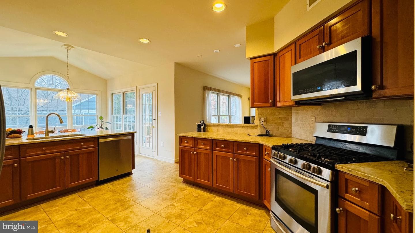 3764 Center Way photo 15