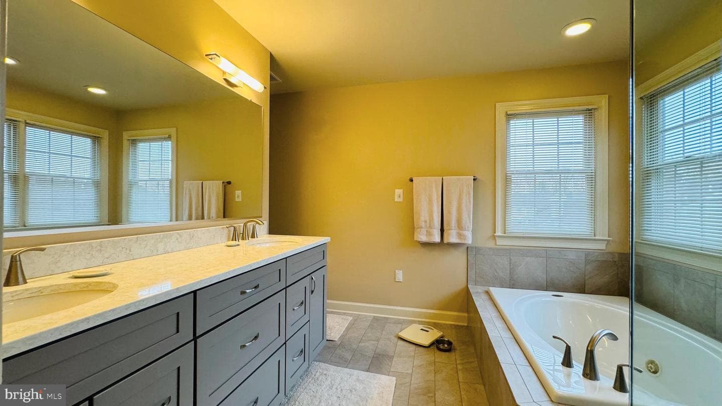 3764 Center Way photo 31