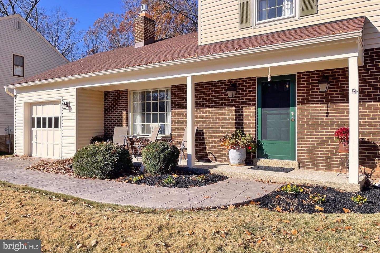 10819 James Halley Drive photo 4