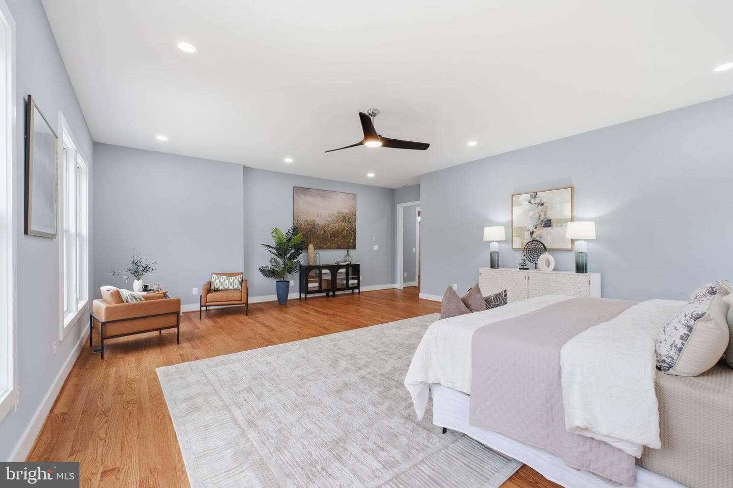 7631 Lisle Avenue photo 36