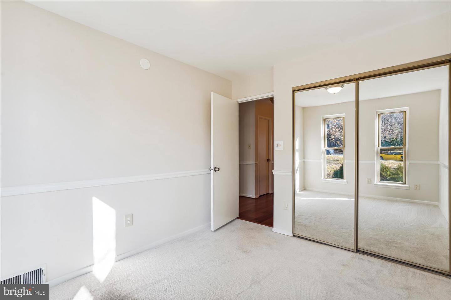 1741 Cy Court photo 19