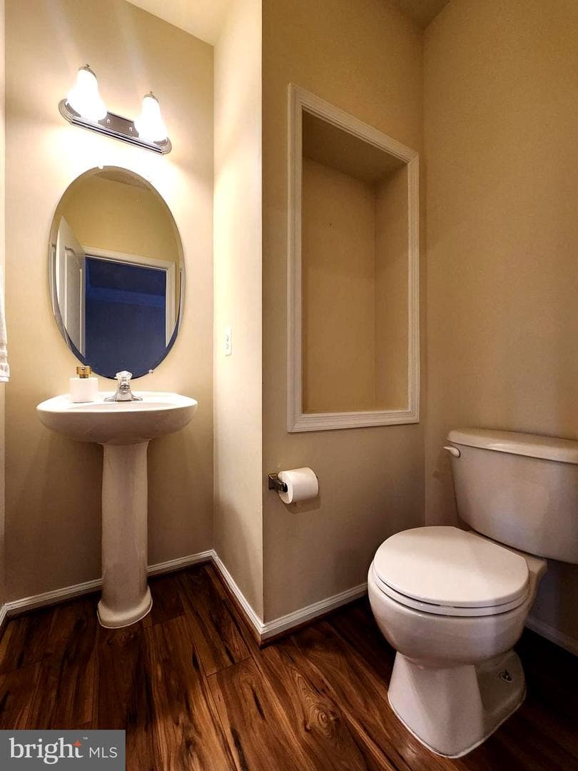 4522 English Holly Drive photo 13