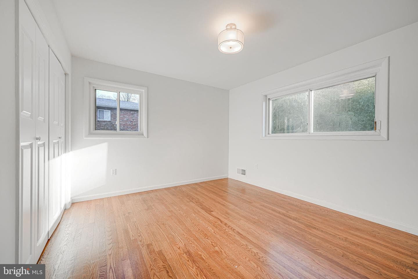8709 Millbrook Place photo 23