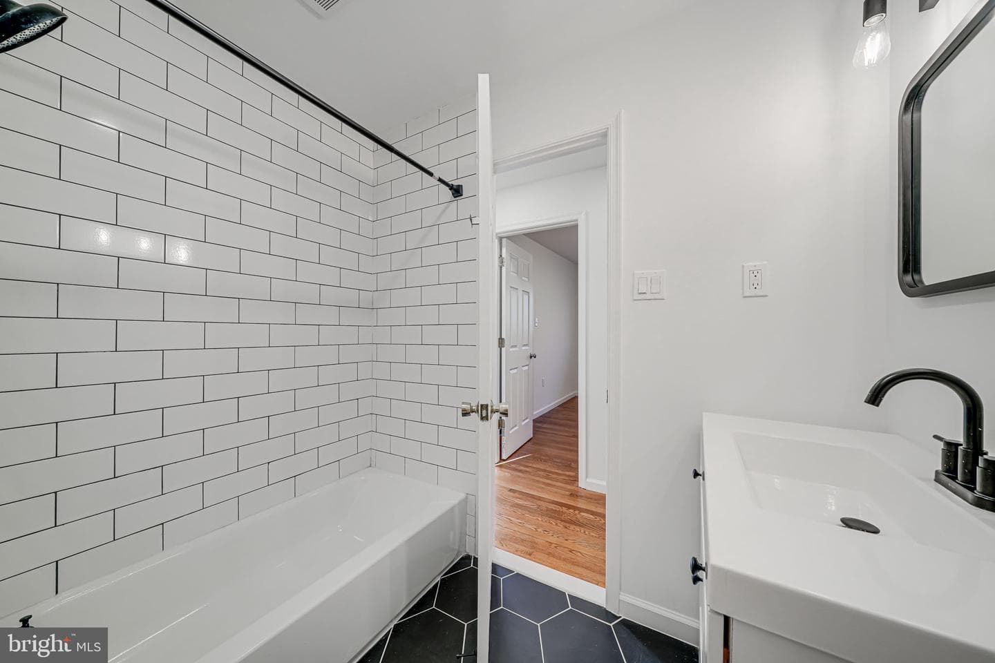 8709 Millbrook Place photo 24