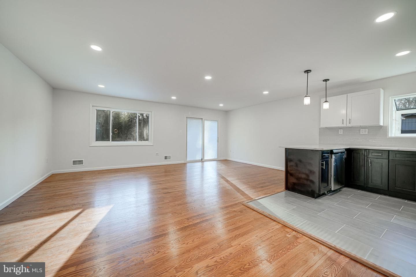 8709 Millbrook Place photo 9