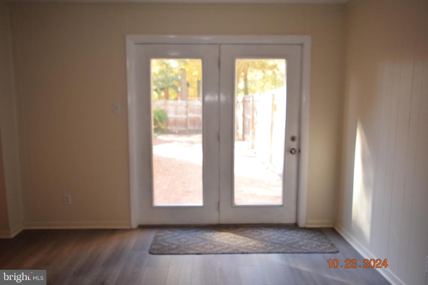 14857 Leicester Court photo 38