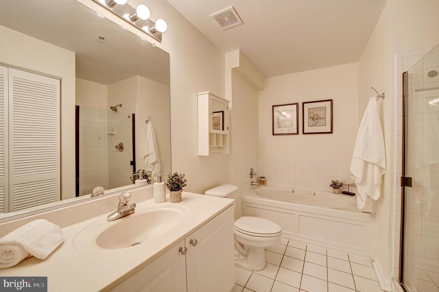 2710 Bellforest Court #101 photo 15