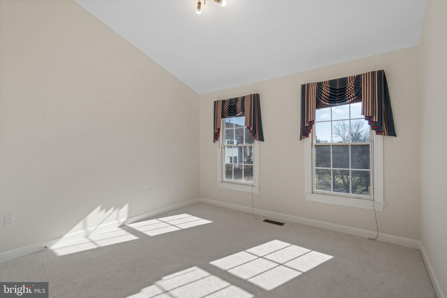 6216 Clara Edward Terrace photo 19