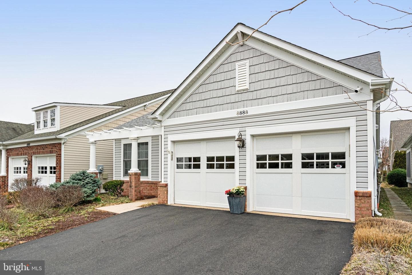 8888 Calla Lily Court photo 3