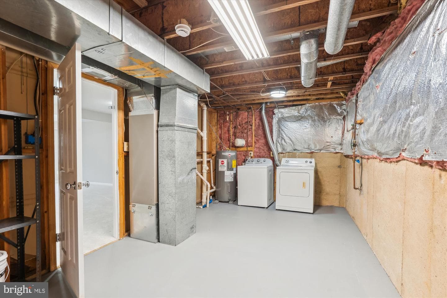 5492 Stavendish Street photo 28