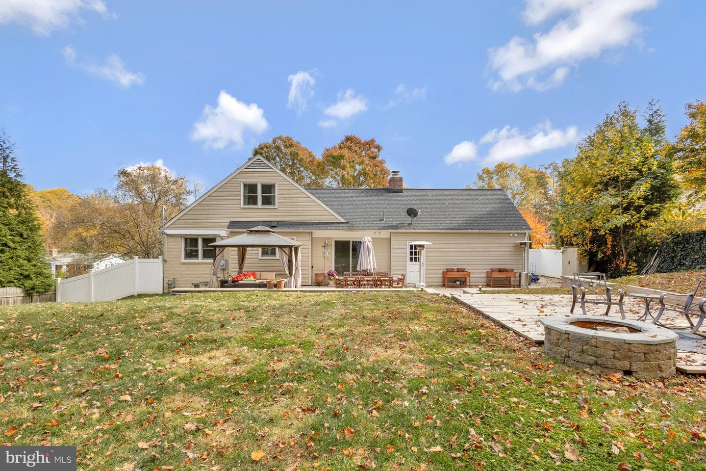 3712 Camelot Drive photo 15