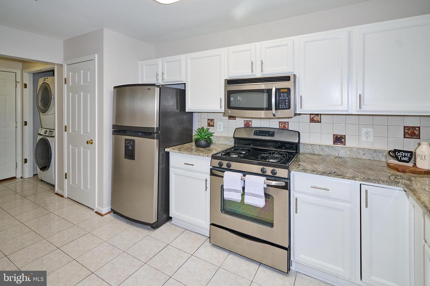 6607 Netties Lane #1601 photo 4