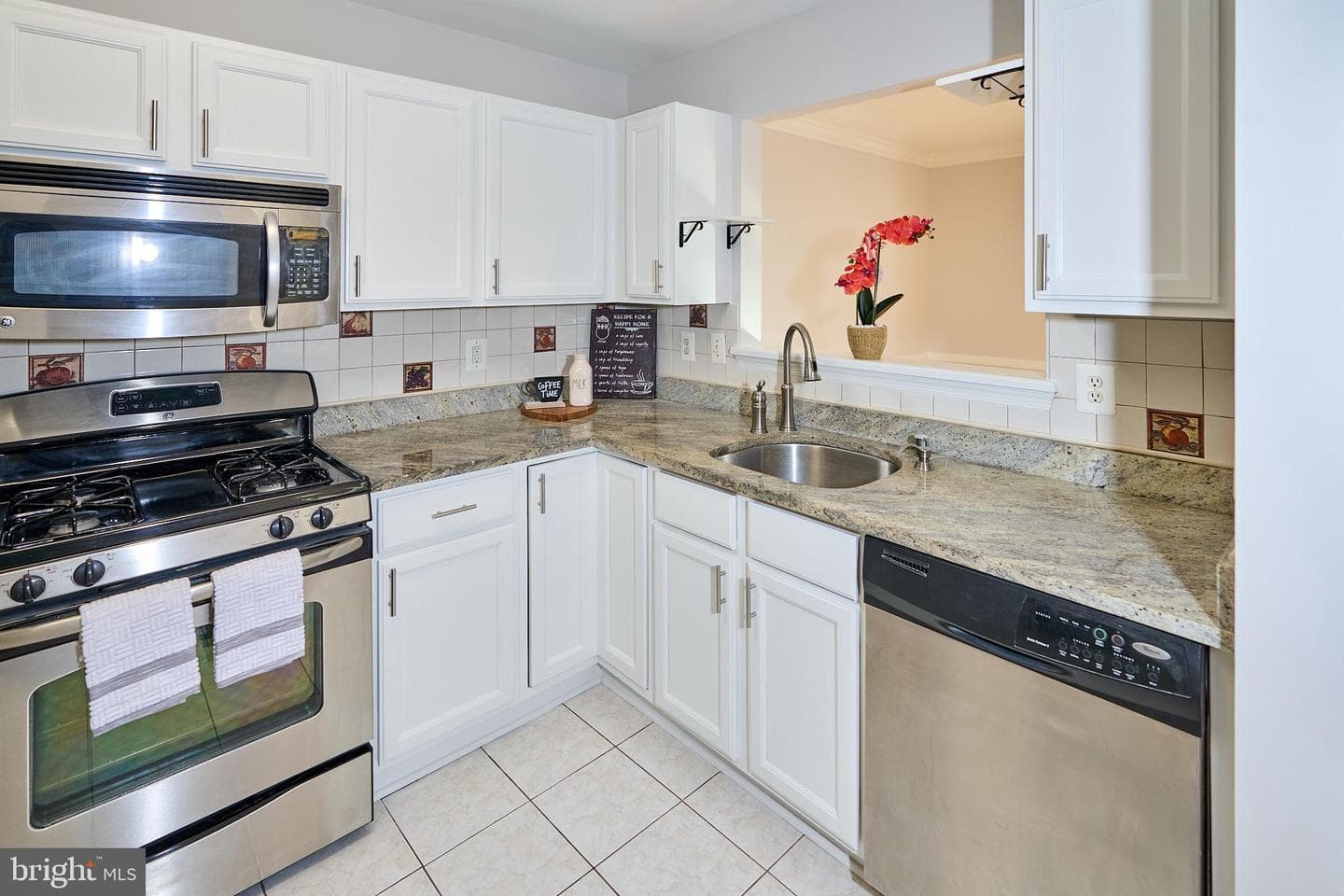 6607 Netties Lane #1601 photo 5