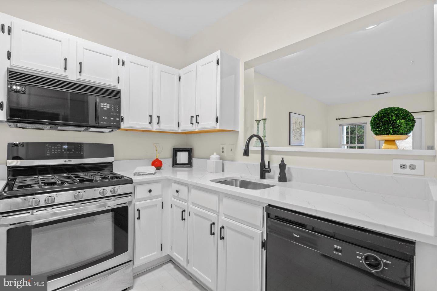 1704 Lake Shore Crest Drive #21 photo 10