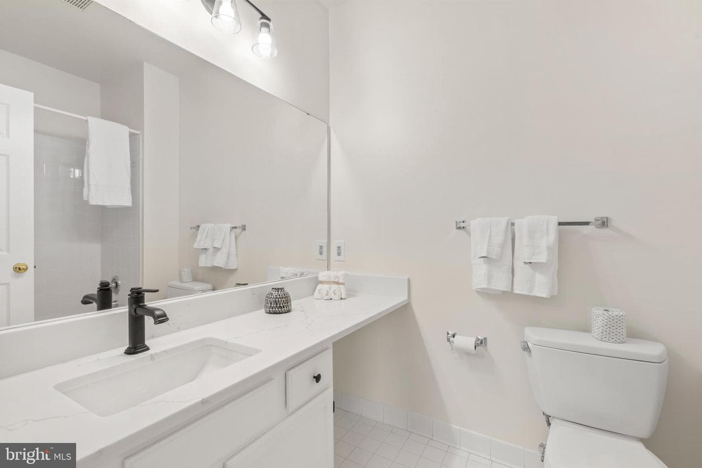 1704 Lake Shore Crest Drive #21 photo 20