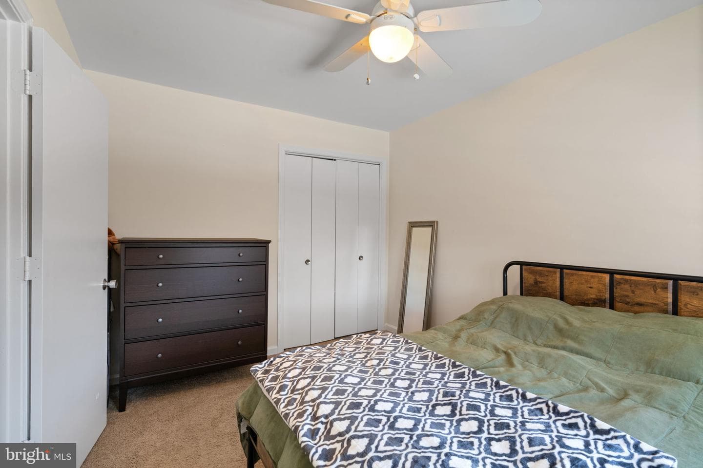 5934 Seabright Road photo 26