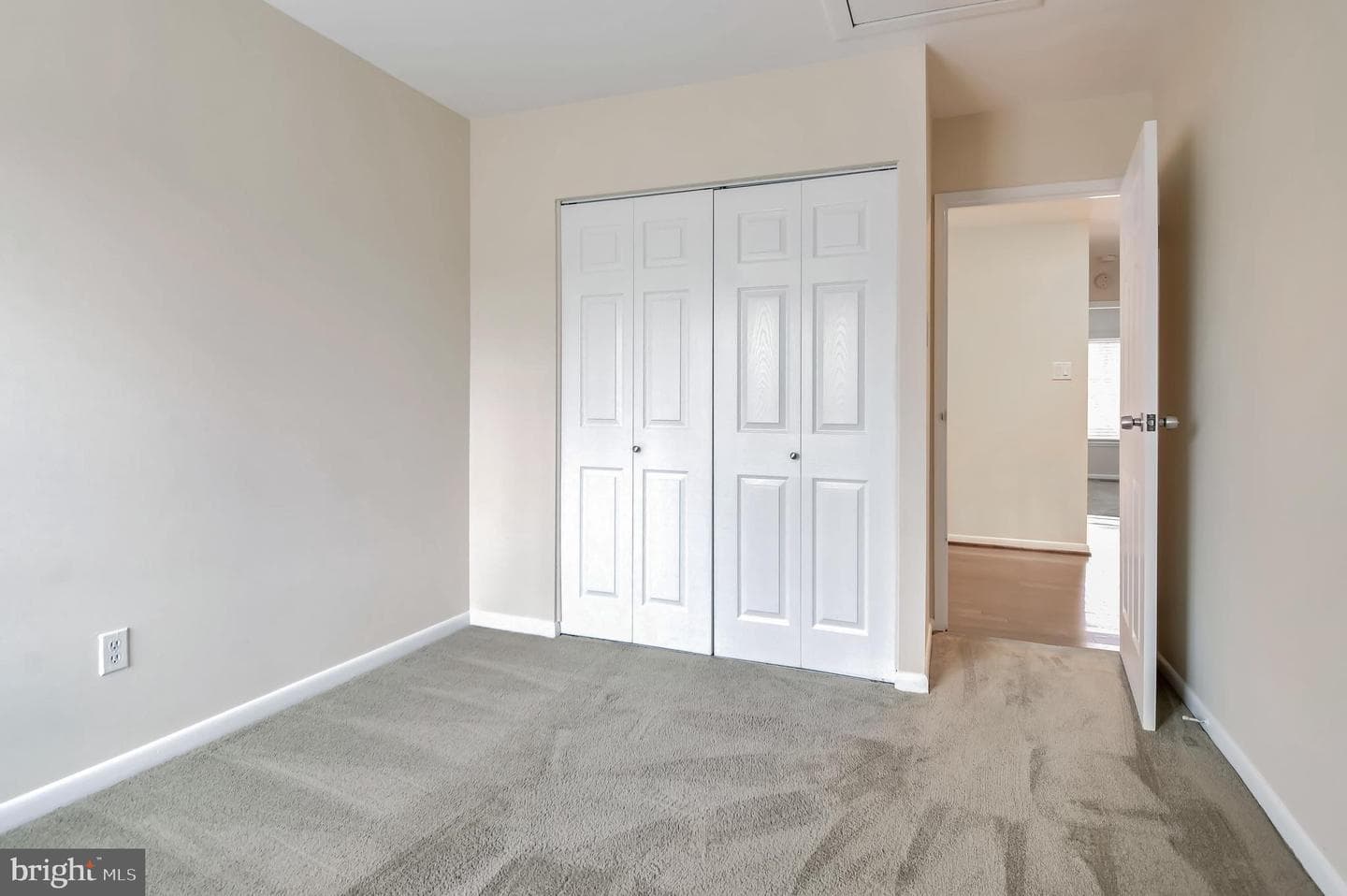 11508 Hearthstone Court photo 18