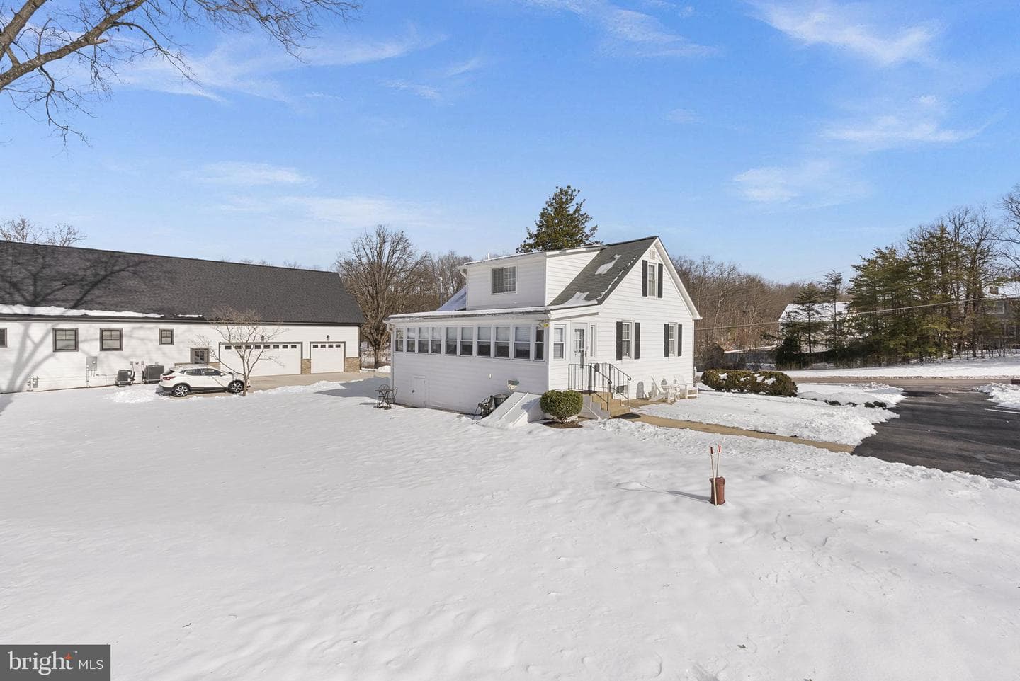14749 Compton Road photo 14