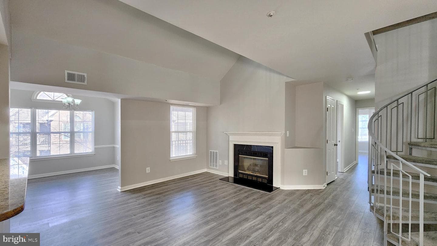 4112 Monument Court #304 photo 4